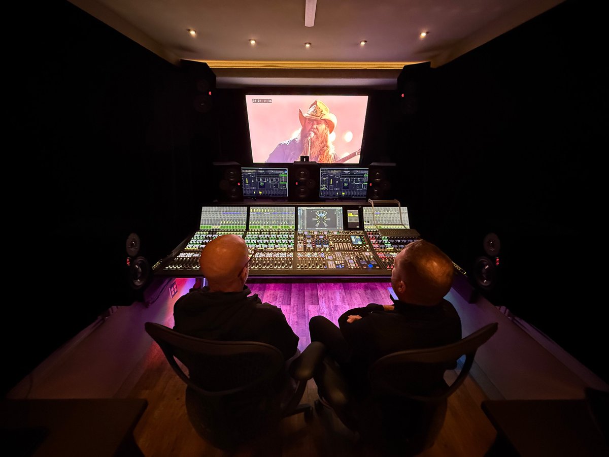Mix Magazine tweet media