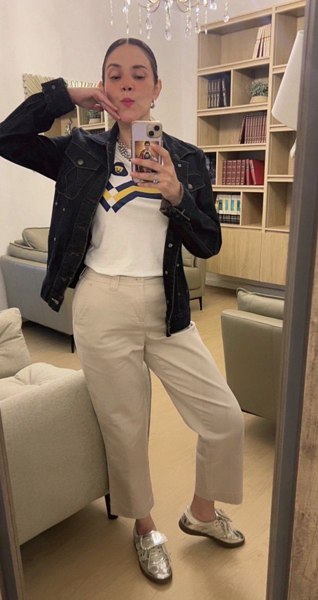 María Rodríguez 🍒 tweet media