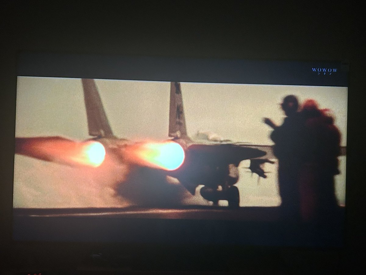 monkeyrug9's tweet photo. トップガンを映画館で観ちゃったせいで
余韻がすごくて
今日は自宅で観ちゃってる。
寝不足になっちゃう(苦笑) https://t.co/nPrXijeYYy