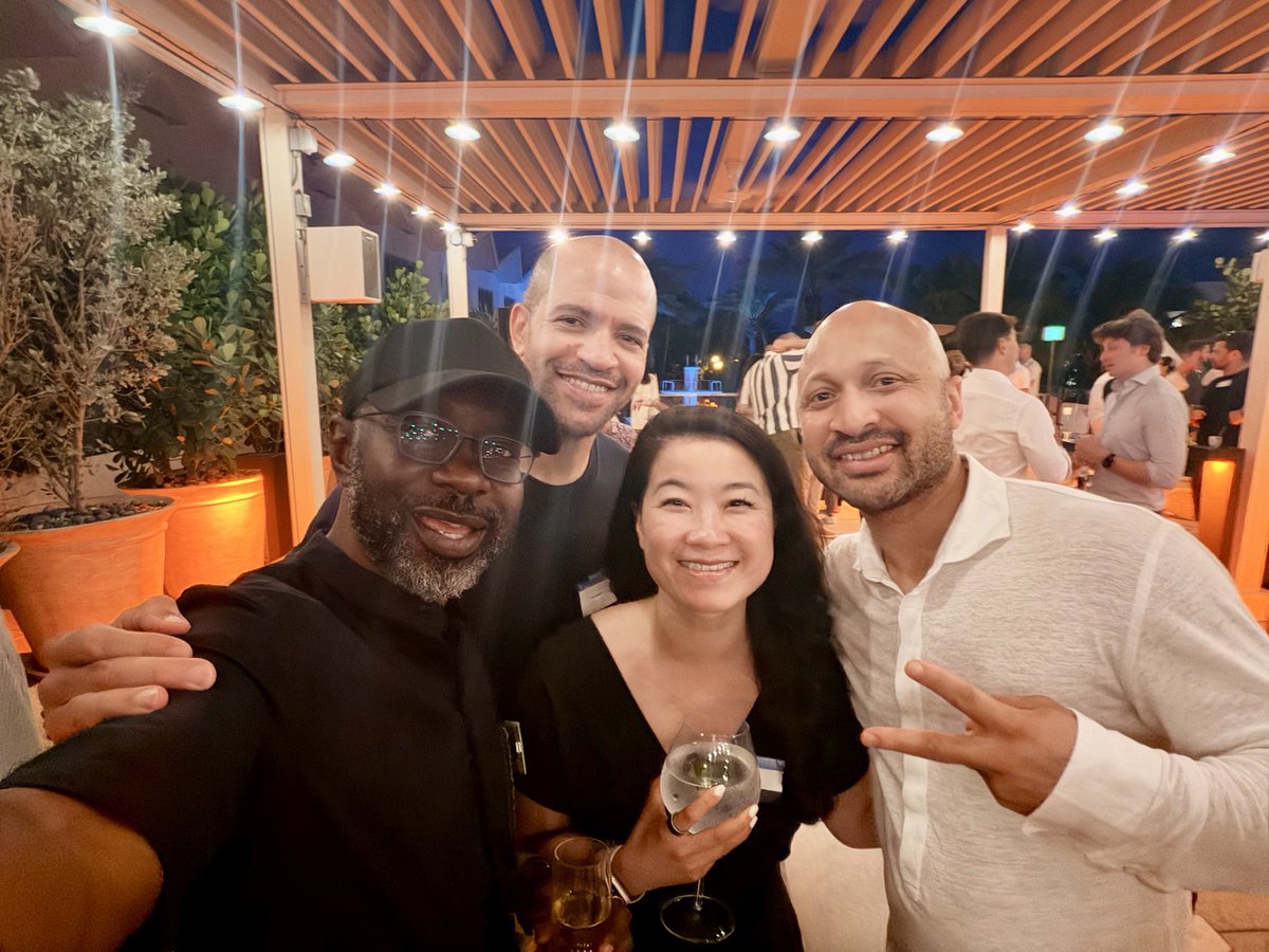 Tayo Oviosu 🗽 tweet media