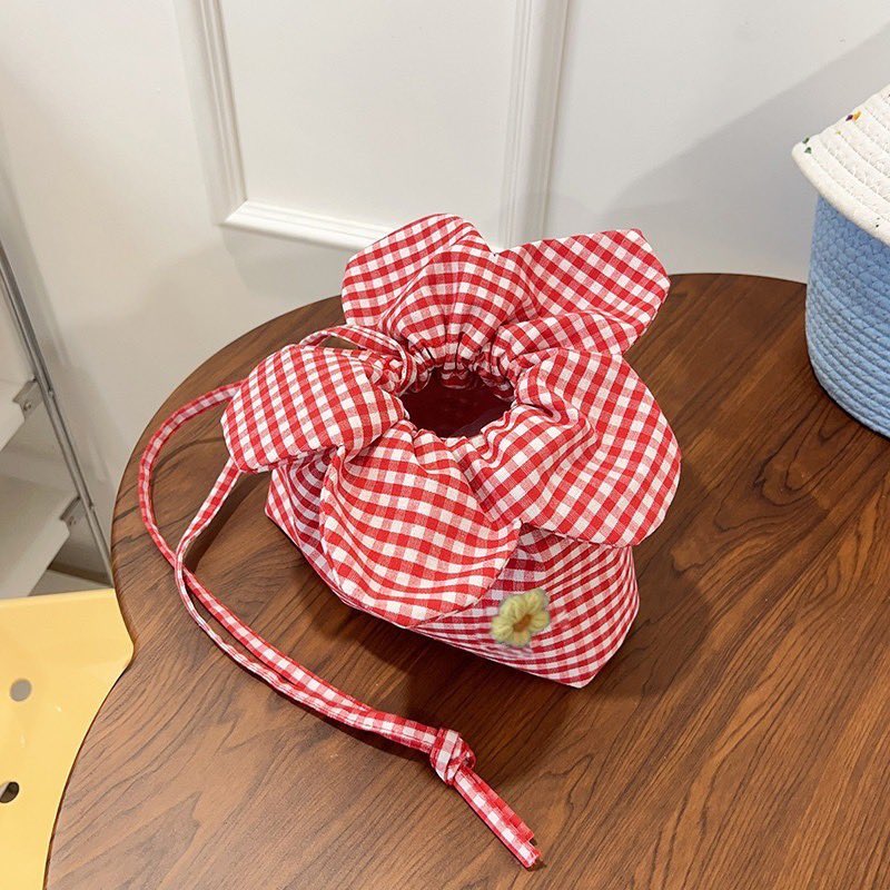 pprikaijo's tweet photo. cute bag💖

a thread https://t.co/JkXYoyhTCY