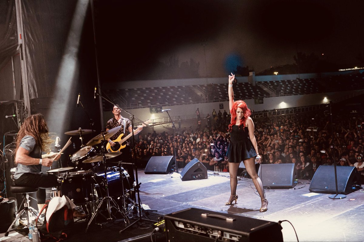 SaveFerris_1's tweet photo. @rockout_fest_mx 

by @the___newman 

#SaveFerris https://t.co/53P4bGUWXo