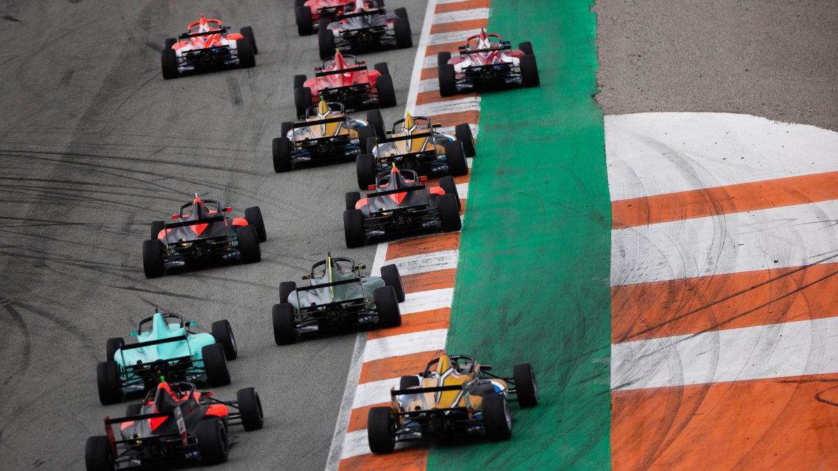 F4 Spanish Championship tweet media