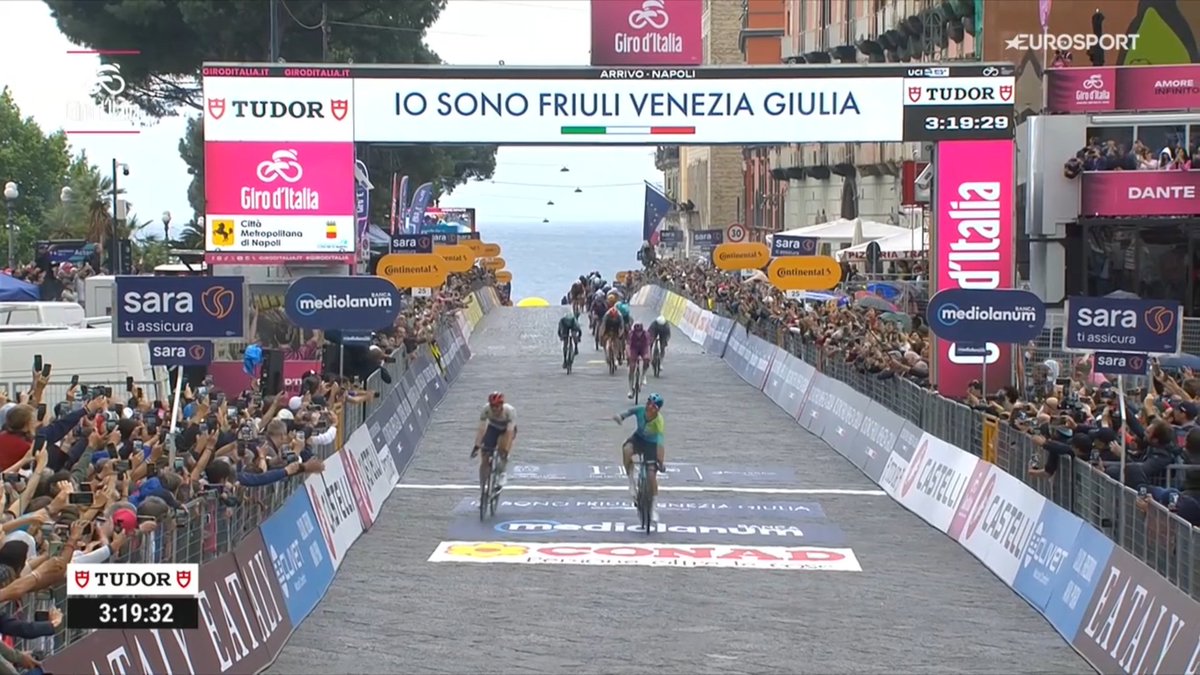 Le Gruppetto tweet media