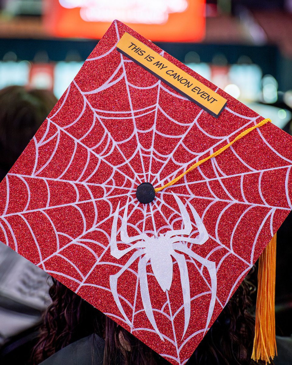 montclairstateu's tweet photo. A+ in academics &amp; creativity 🎓🎨✨ #MontclairGrad https://t.co/cd7tjYCXD1