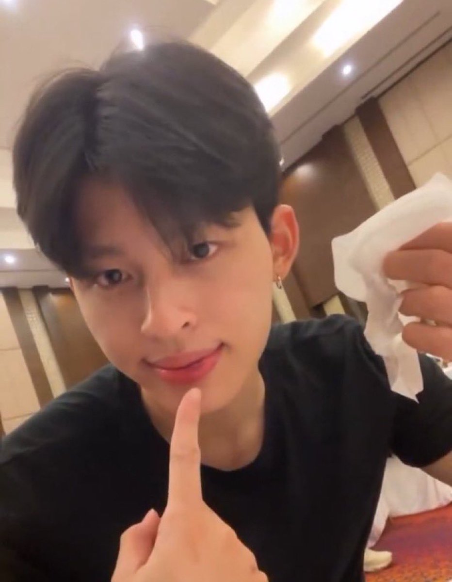 ⟡อจ ·͜·♡ tweet media