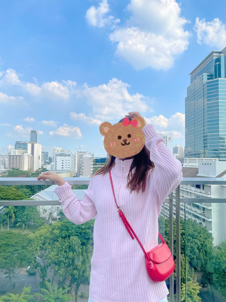 fใต้รูปทัก dm tweet media