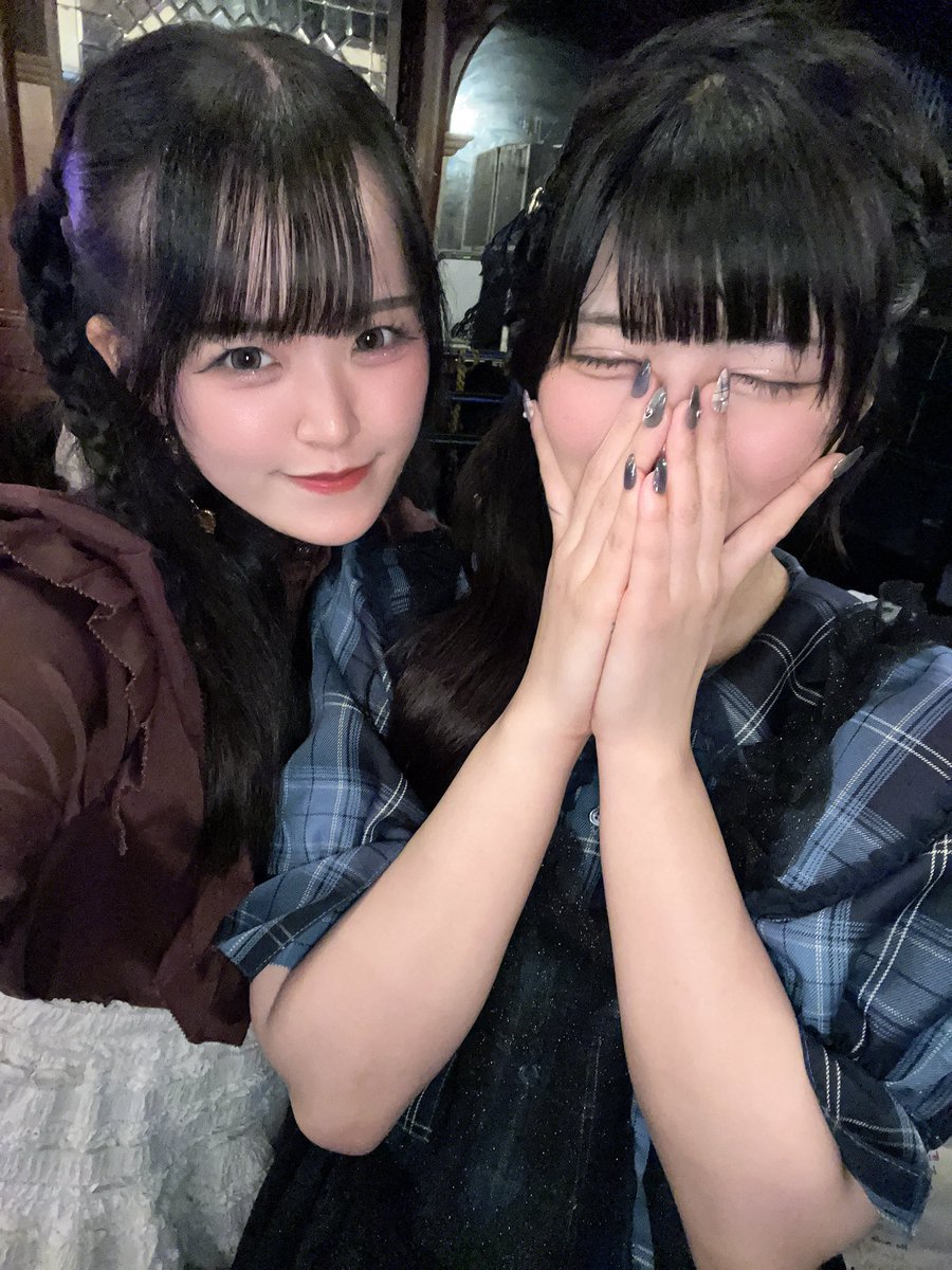 kijo_yuno's tweet photo. おまれんさん卒業おめでとうございます✨
こんなに沢山の人に愛されててすごい、私も大好きです仲良くなるのが遅すぎた。
またお話しましょうクウロンにもまた遊びに来てください💙💜 https://t.co/9RiXwT51Sv