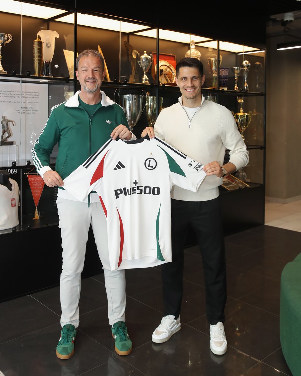 Legia Warszawa tweet media