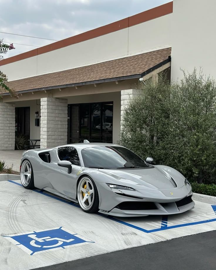 Car Porn tweet media