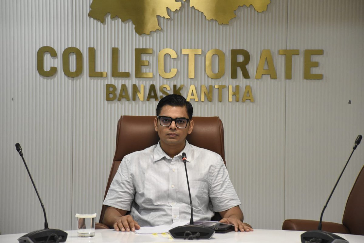 Collector & DM Banaskantha tweet media