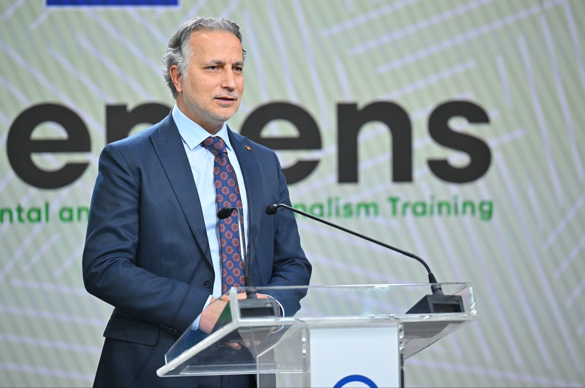 HaberAkademiAA's tweet photo. 📌 Anadolu Ajansı ve TİKA iş birliğiyle, AB Projesi kapsamında gerçekleştirilen "Green Lens" eğitiminin 4. günü tamamlandı. ✅

Eğitim kapsamında jüri üyeleri eşliğinde bir İklim Krizi Simülasyonu düzenlendi. Program, kapanış ve sertifika töreni ile sona erdi.

Eğitimin son günü olan 5. günde ise kültürel bir gezi gerçekleştirilecek. ☑️

#AnadoluAjansı