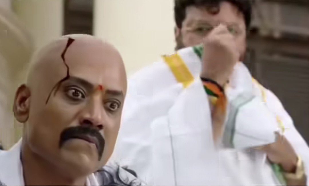 Aishwn's tweet photo. மும்பை இந்தியன்ஸ பஞ்சாப் அடி பொளந்துட்டானுங்க போல 😂 https://t.co/KAoIlotRmB