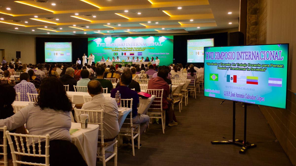 multicongress's tweet photo. 🎤✨ Presentes en el XVII Simposio Internacional SUTCOBACH - GRO en HS HOTSSON Smart Acapulco.

El equipo de Multicongress realizó la escenografía y producción audiovisual para este gran evento en Acapulco. 🔊💡🖥️

Gracias por su confianza. 🙌

#SUTCOBACH #Acapulco #Eventos https://t.co/4SzBJJfc0T
