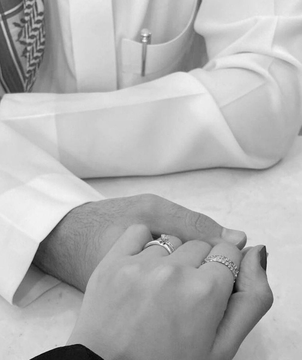 gafiah_'s tweet photo. أنت الغـلا في خافقي وأنت راعيـة❤️ https://t.co/JkZBTZ3gyl