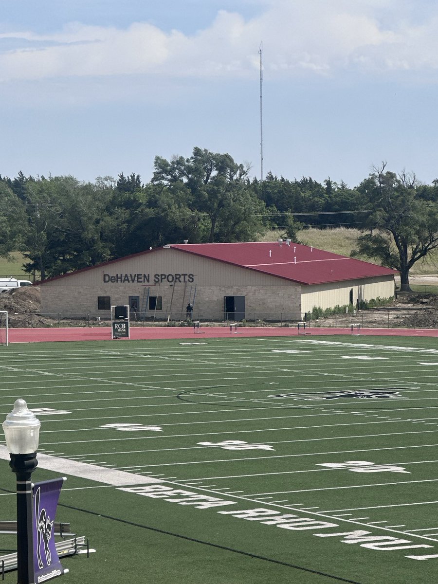 _CoachNelly_'s tweet photo. New Home coming together!

#WINfield https://t.co/b5dko4sqYd