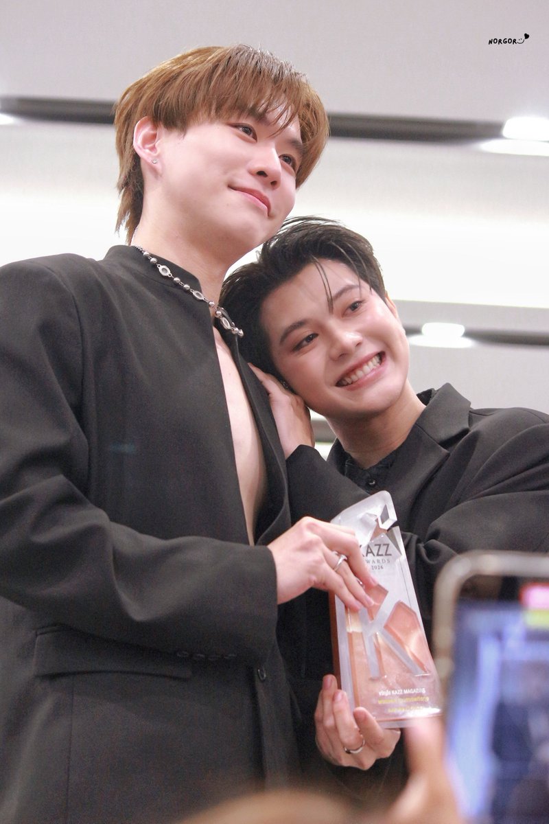 ❥ นอ_กอ ˙𓈞˙☔️🌷 tweet media
