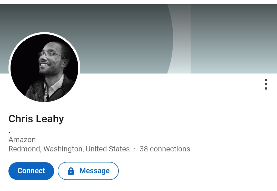 quaintsockrug's tweet photo. Suspect's name is Chris Leahy. Also wrote a novel under the name James Stanley. https://t.co/QXkB24CjIK