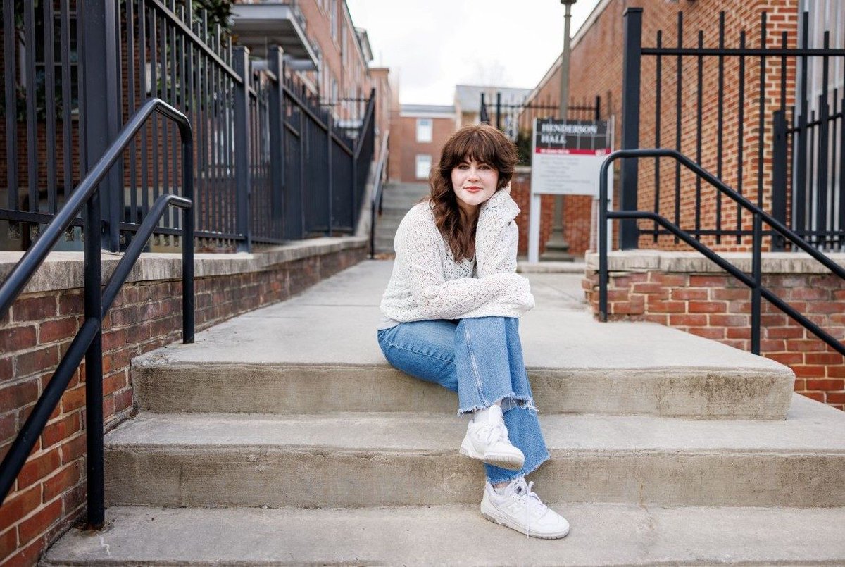 VTLibraries's tweet photo. From eye-catching spreads in Imagine Magazine to bringing “Cheesy Guy” to life for #CheesyNights, Milana brought creativity to everything she touched at the library. We're excited to cheer her on in her new role as graphic designer at Lansinoh.🎓

🔗https://t.co/noFbPovnEM https://t.co/CQeK31sIv2