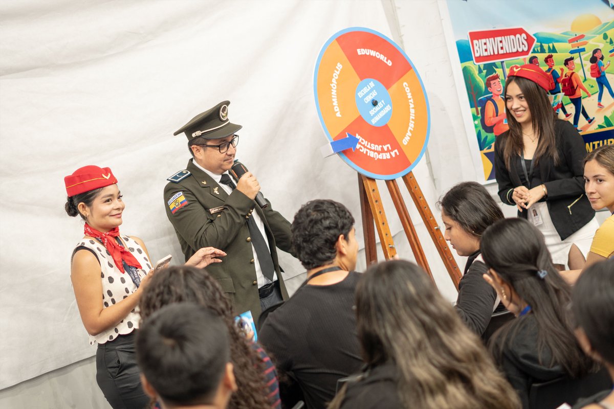 PUCE_StoDgo's tweet photo. Volamos juntos, llegamos lejos 🚀
Gracias por ser parte del evento de bienvenida PUCESD 2026-01.
¡La comunidad #PUCESD está más unida que nunca! 💙
📷Revisa el album completo en: https://t.co/eD4rzjvp0r https://t.co/KLTvp59GoE