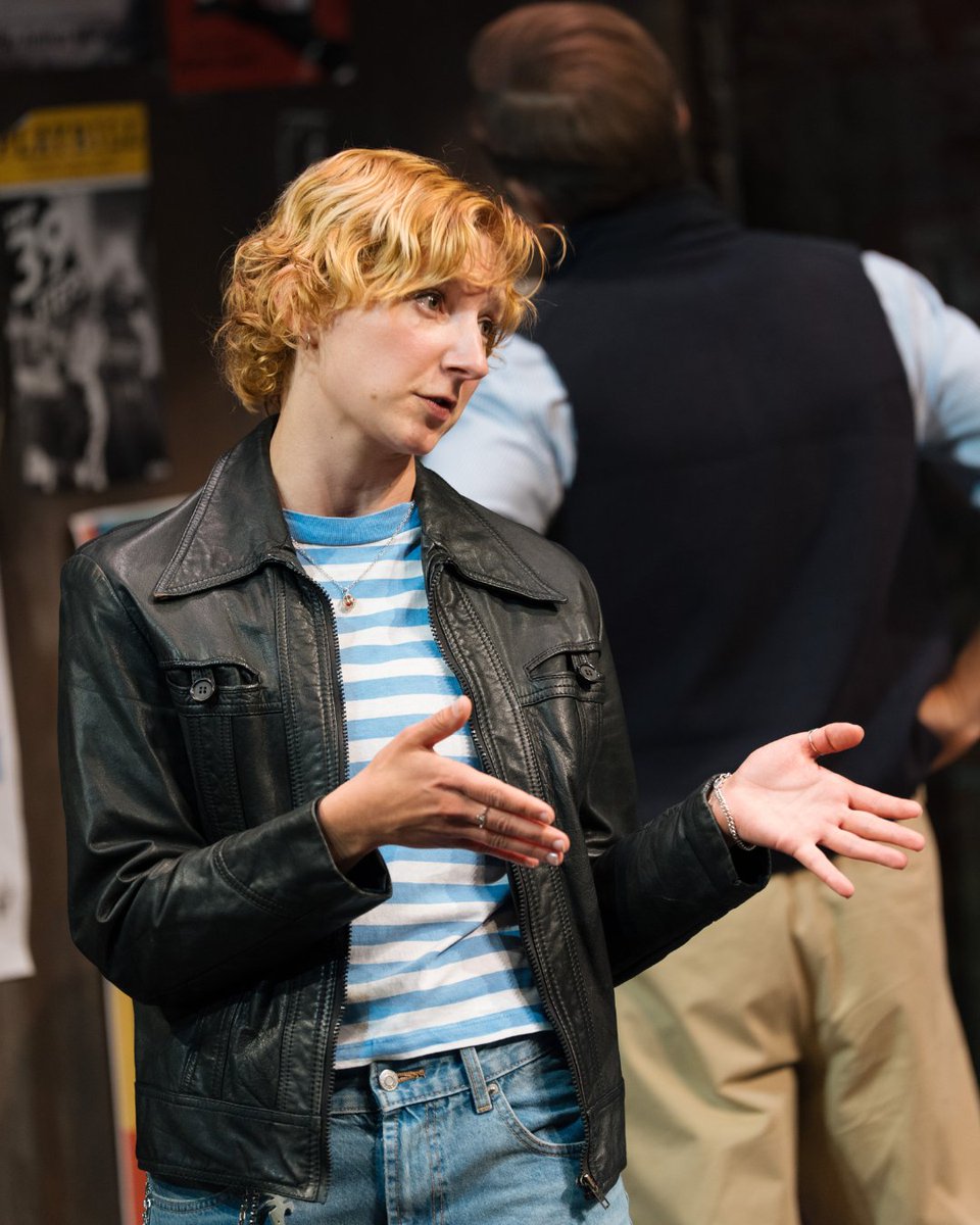 Hamps_Theatre's tweet photo. It's press night for Stage Kiss and here's your first look at the production 💋

Break a leg to the entire company! 👏

📸Helen Murray https://t.co/R9luI6hm4K