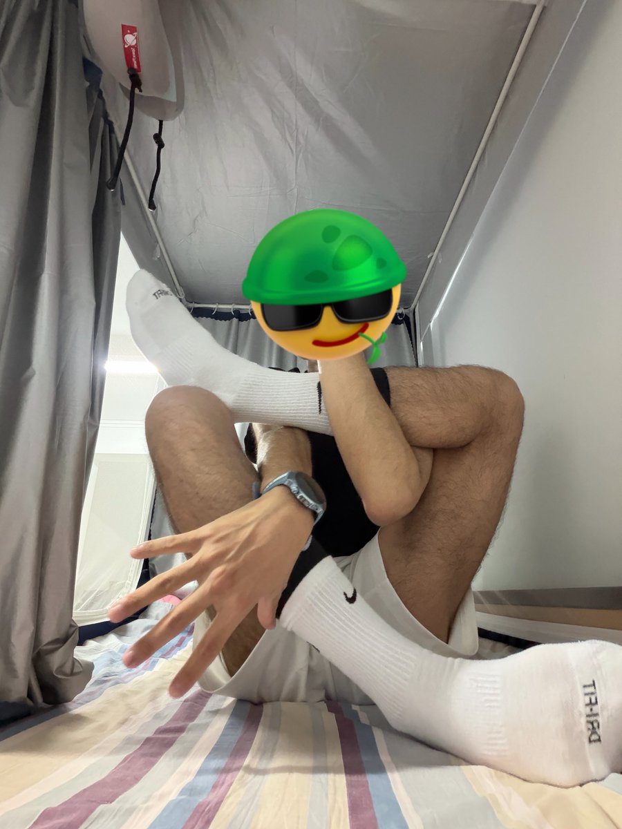 励志买 YY🏸 tweet media