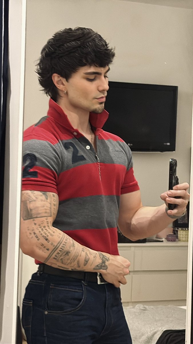 Álvaro tweet media