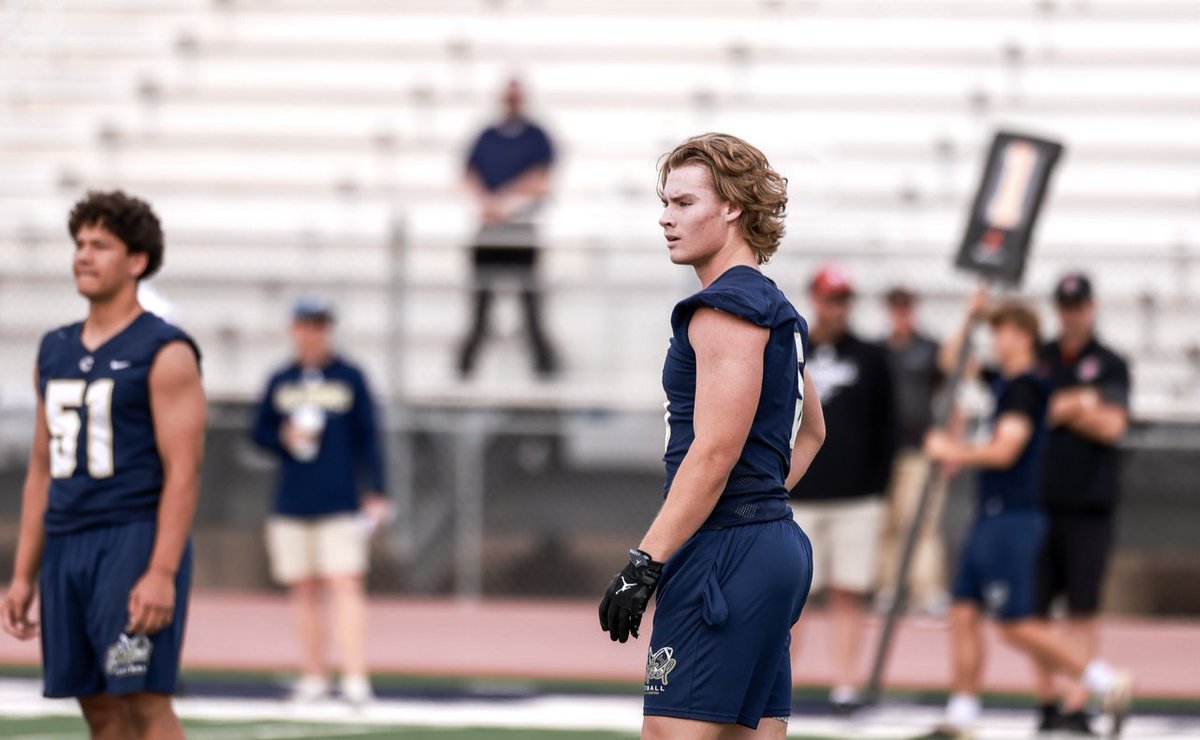petergravert's tweet photo. Had a great spring ball showcase and even got to finish junior year off with a personal best on squat (455) PTR!!! @CasteelFootball @JoeBushman5 @SwopeEthan @CCHSSteelColts https://t.co/rNs7FTNy6S