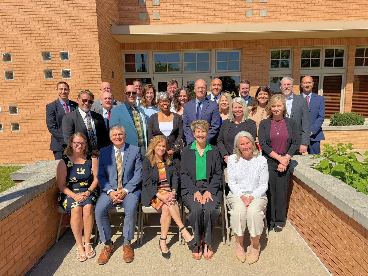 IllinoisASA's tweet photo. Today, ISAL VIII officially crossed the finish line. Congratulations to the newest class of ISAL Fellows — leaders who invested in themselves and will carry that growth back to the students and communities they serve. #ILSuptsRock https://t.co/WUGeO8SJVQ