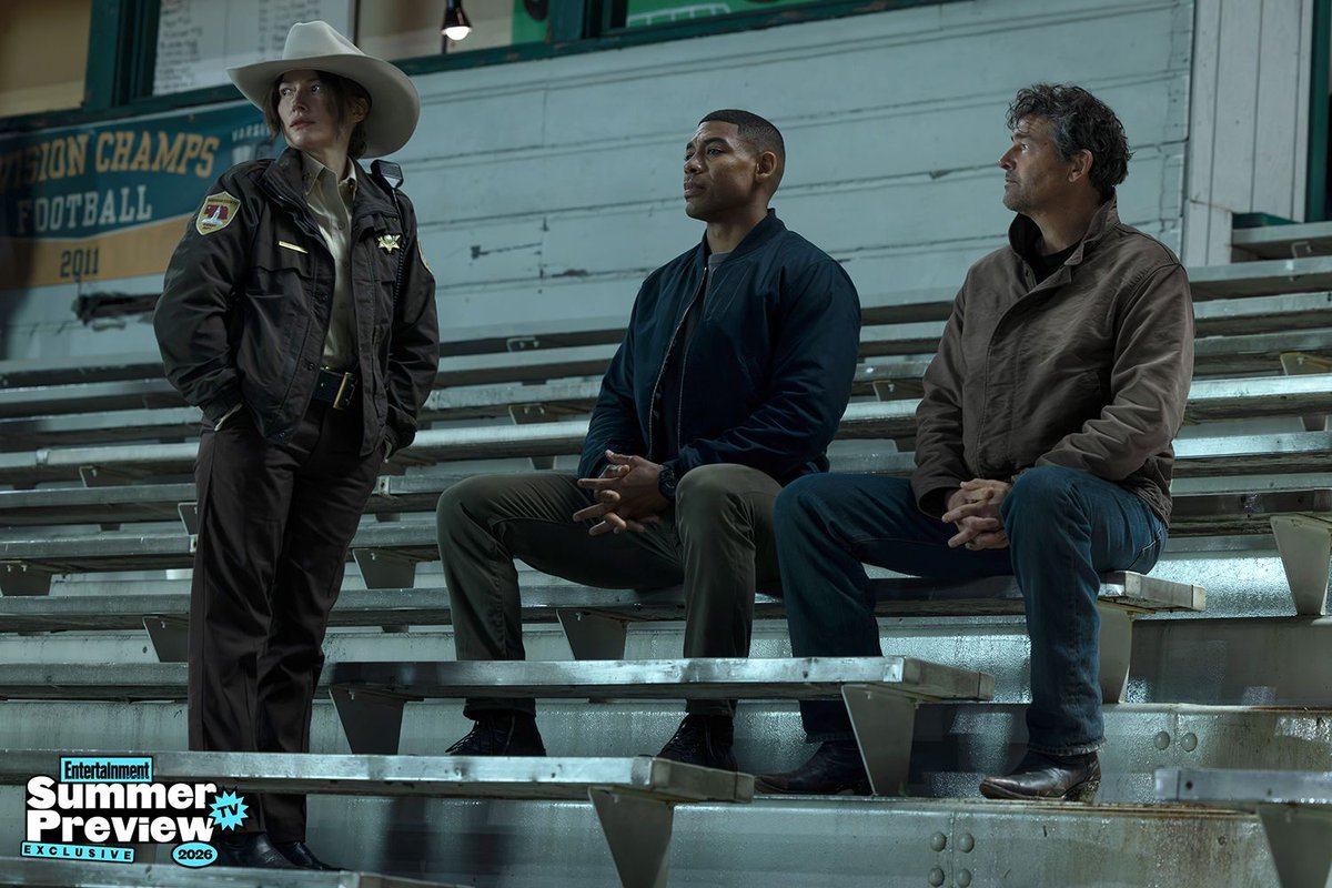 EW's tweet photo. 'True Detective' 🤝 Green Lanterns

You can’t get more intergalactic than the Lanterns, yet 'Lanterns,' the series, is a very grounded Earth-based mystery in the style of 'True Detective.' Basically, they gave the so-called "space cops" of the #DCUniverse their own cop show.

Kyle Chandler ('Friday Night Lights') and Aaron Pierre ('Mufasa: The Lion King') star as two of these heroes, veteran Hal Jordan and newbie John Stewart, who investigate a crime in Nebraska.

Dive into the unique vision for #Lanterns with showrunner Chris Mundy: https://t.co/uQx46bv6m2

📷: HBO Max