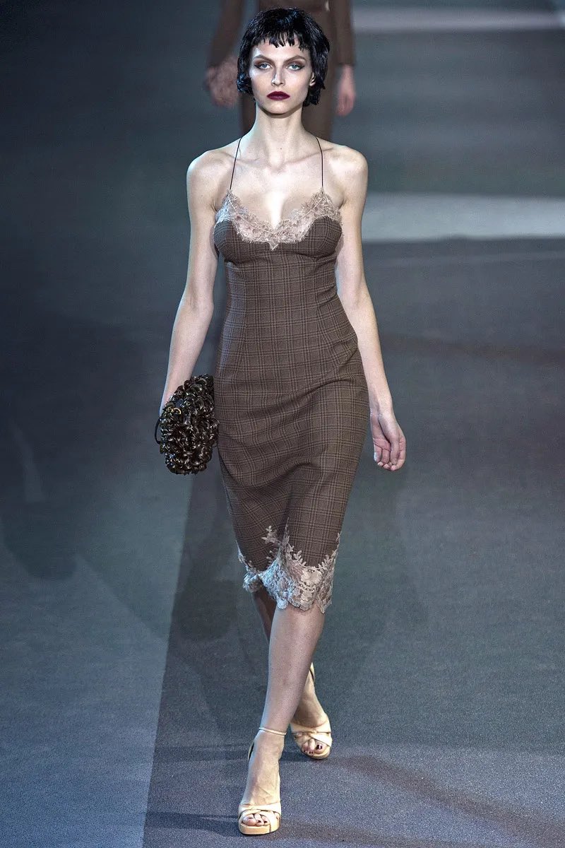 DvilCouture tweet media