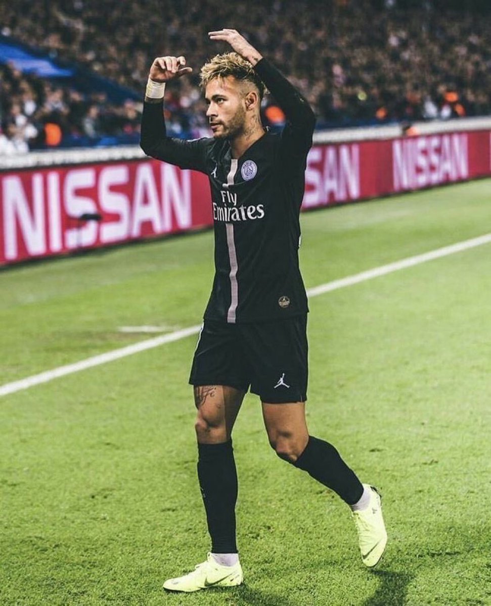 Msn_sis0's tweet photo. Cette version de Neymar c’est le joueur avec le plus de flow de l’histoire du football https://t.co/UAj0L3HKLq