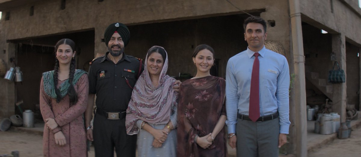 Intocine's tweet photo. Netflix version of Dhurandhar: The Revenge is 3h52m https://t.co/mAC9cUfj1I