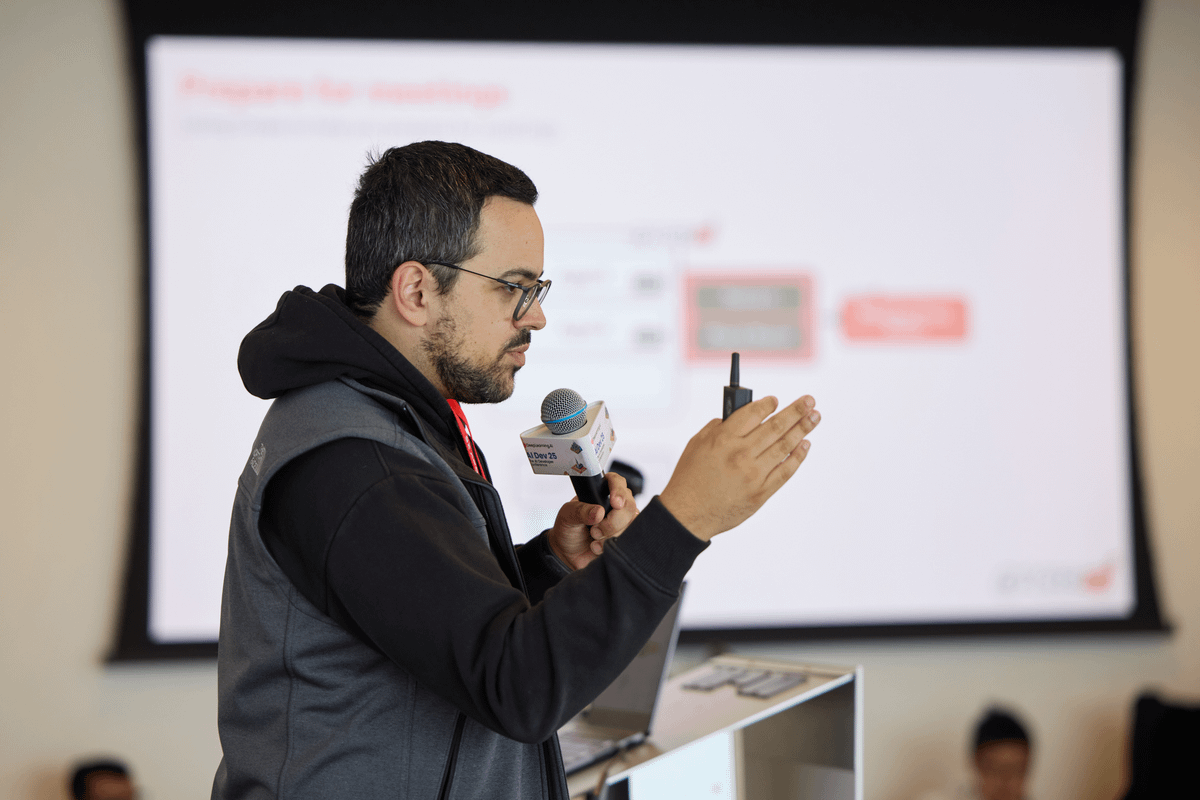 João Moura tweet media