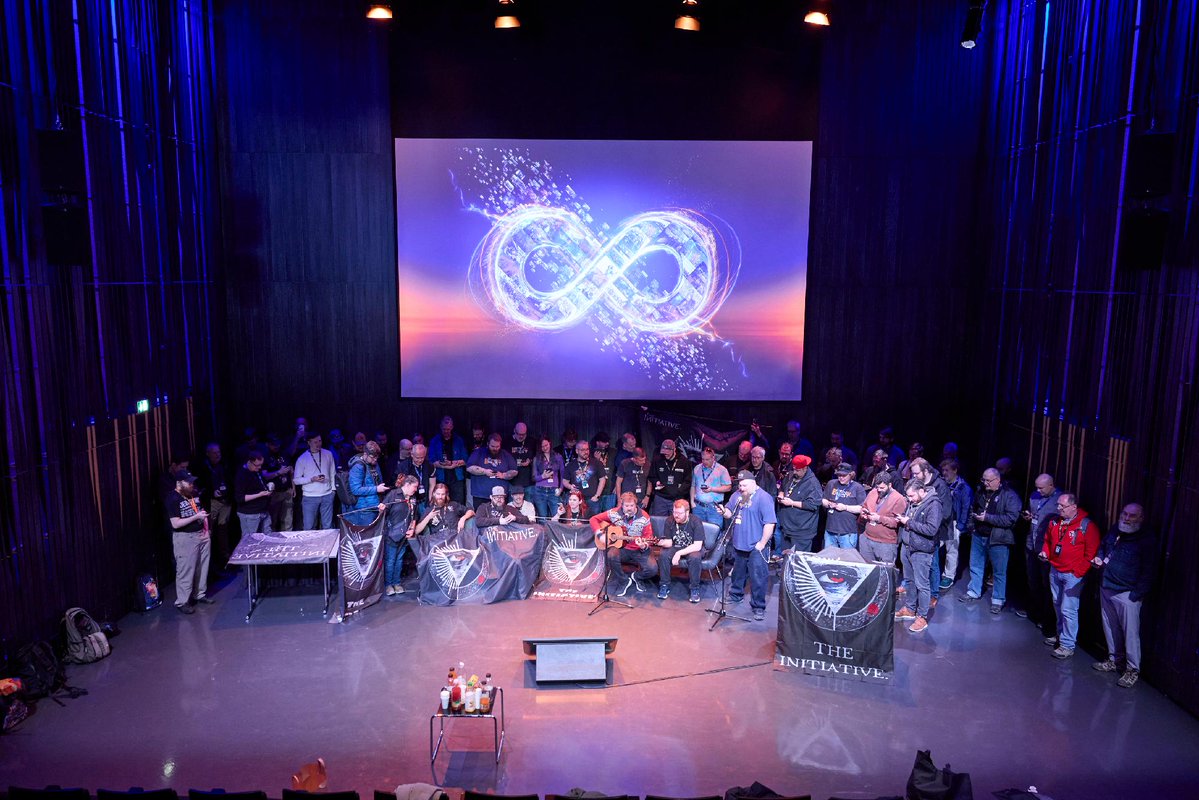 EVE Online tweet media