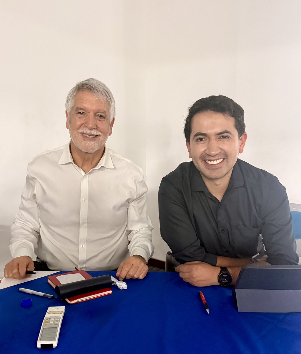Daniel F. Briceño tweet media