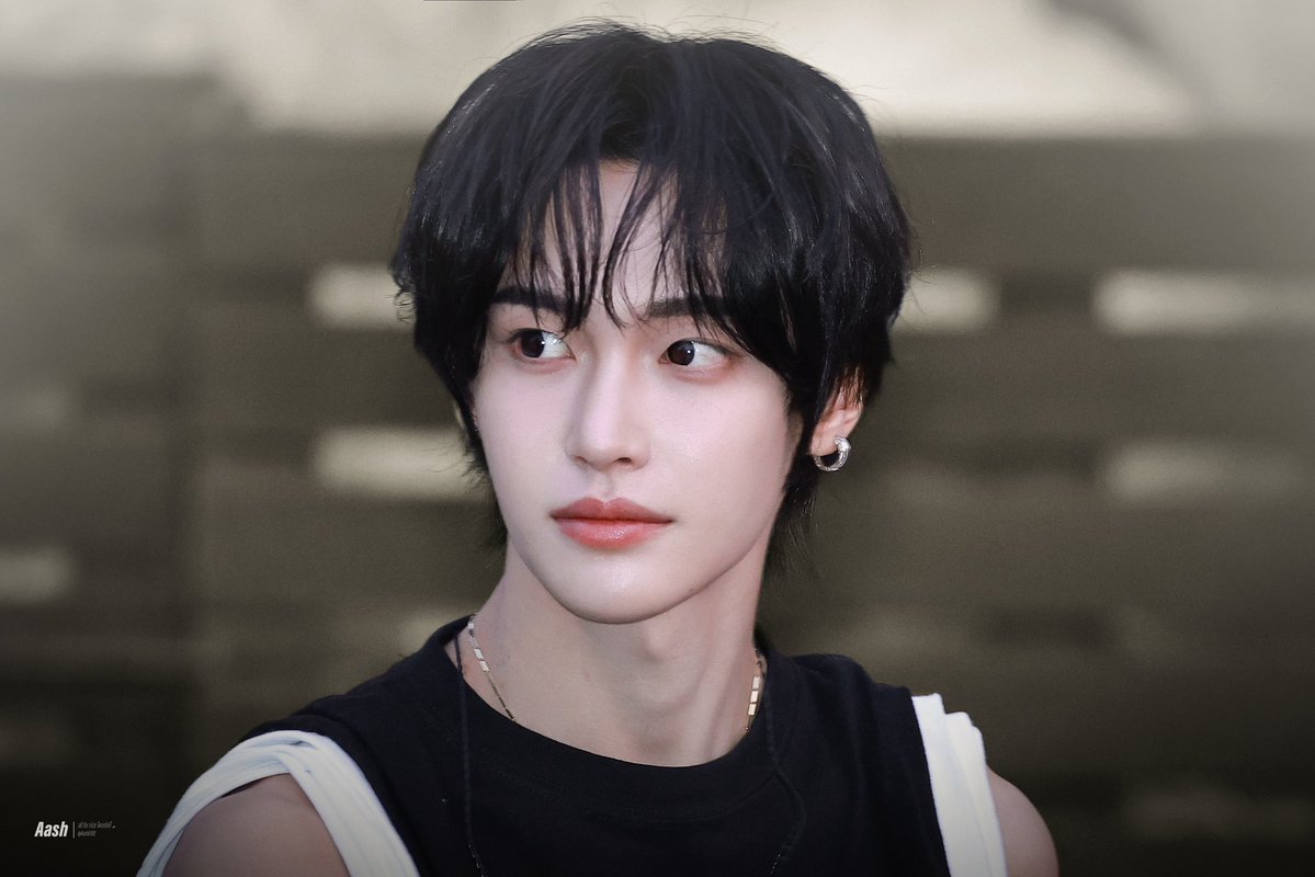 𝙰𝚊𝚜𝚑 tweet media