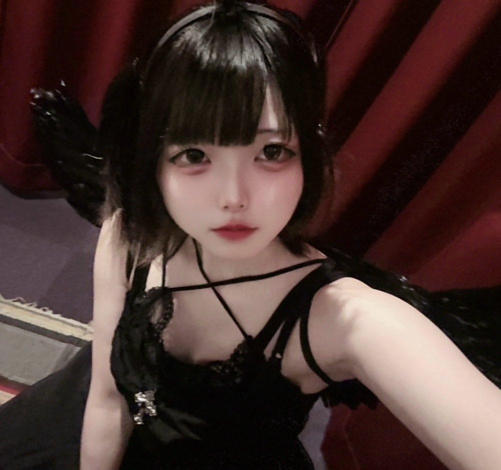 める tweet media