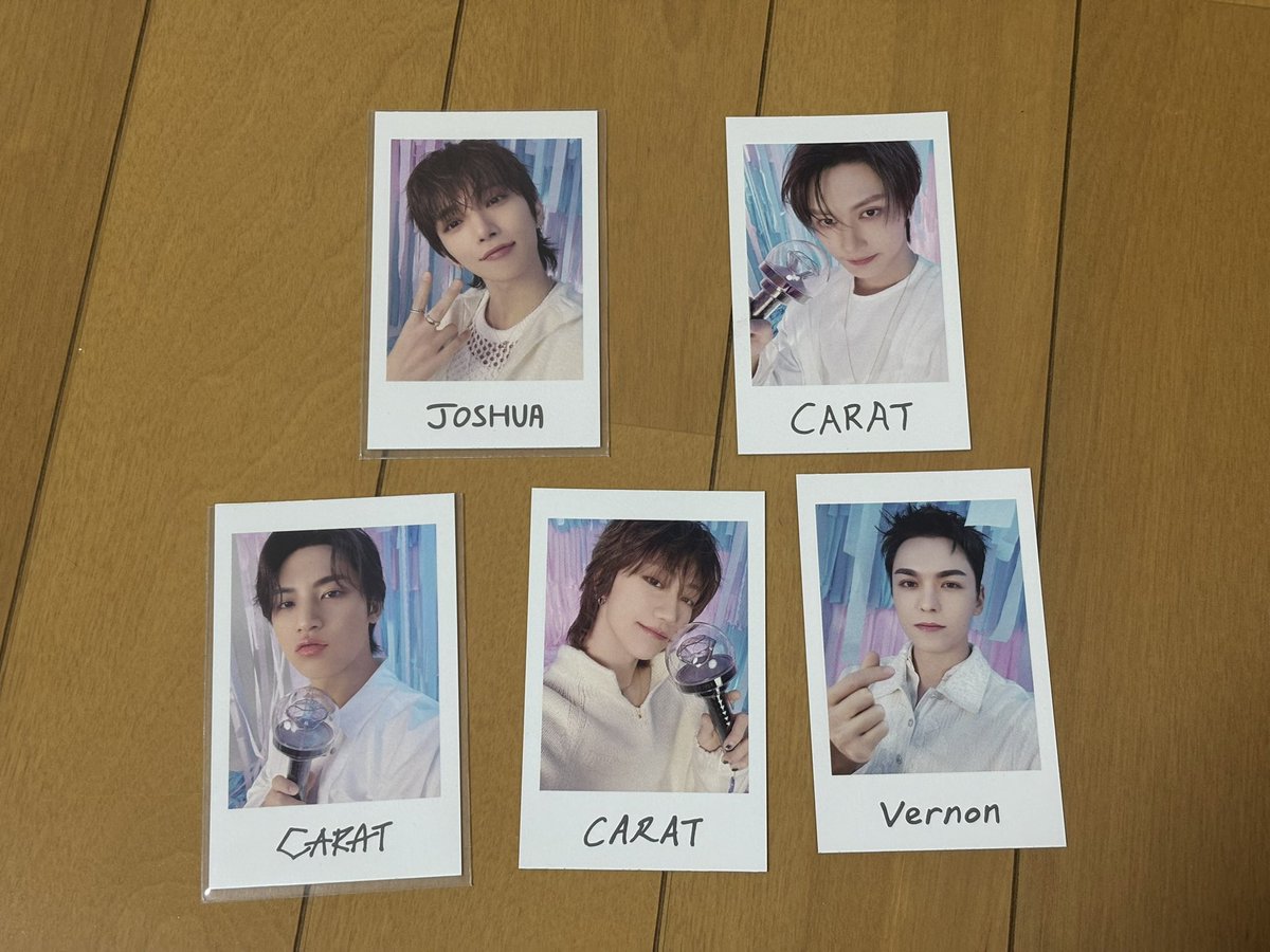 how71729's tweet photo. SEVENTEEN セブチ YAKUSOKU インスタントフォト チェキ　交換

譲　写真のもの🐰🐱🥔🐸🐻‍❄️

求　エスクプス🍒（名前＋carat棒）

郵送希望です📮 https://t.co/cgeQtBnXuV
