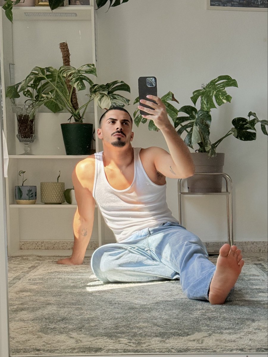 lucas tweet media