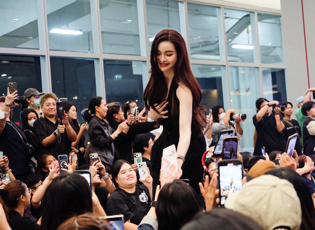 เราเอง~ 💗🌻 tweet media