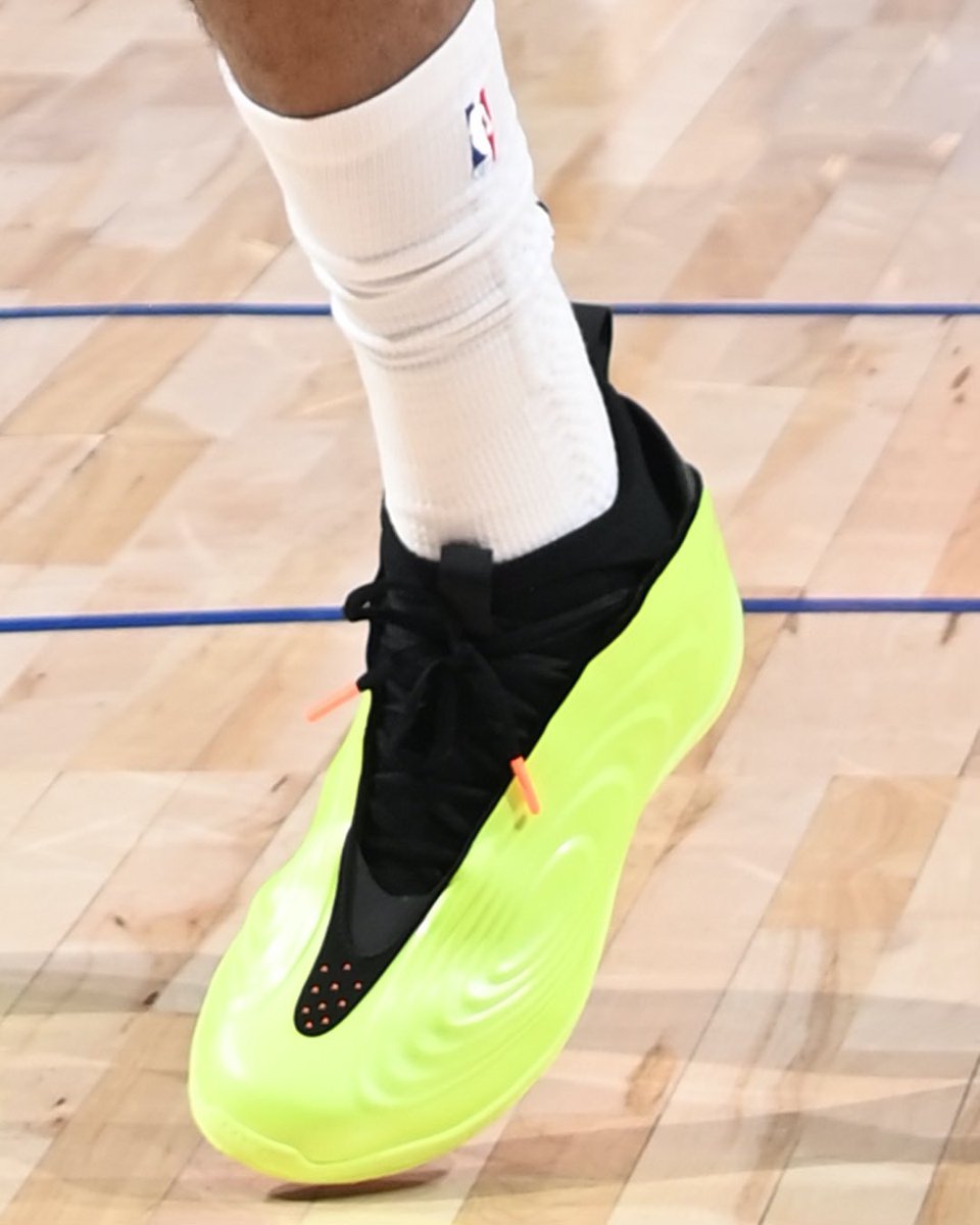 Complex Sneakers tweet media