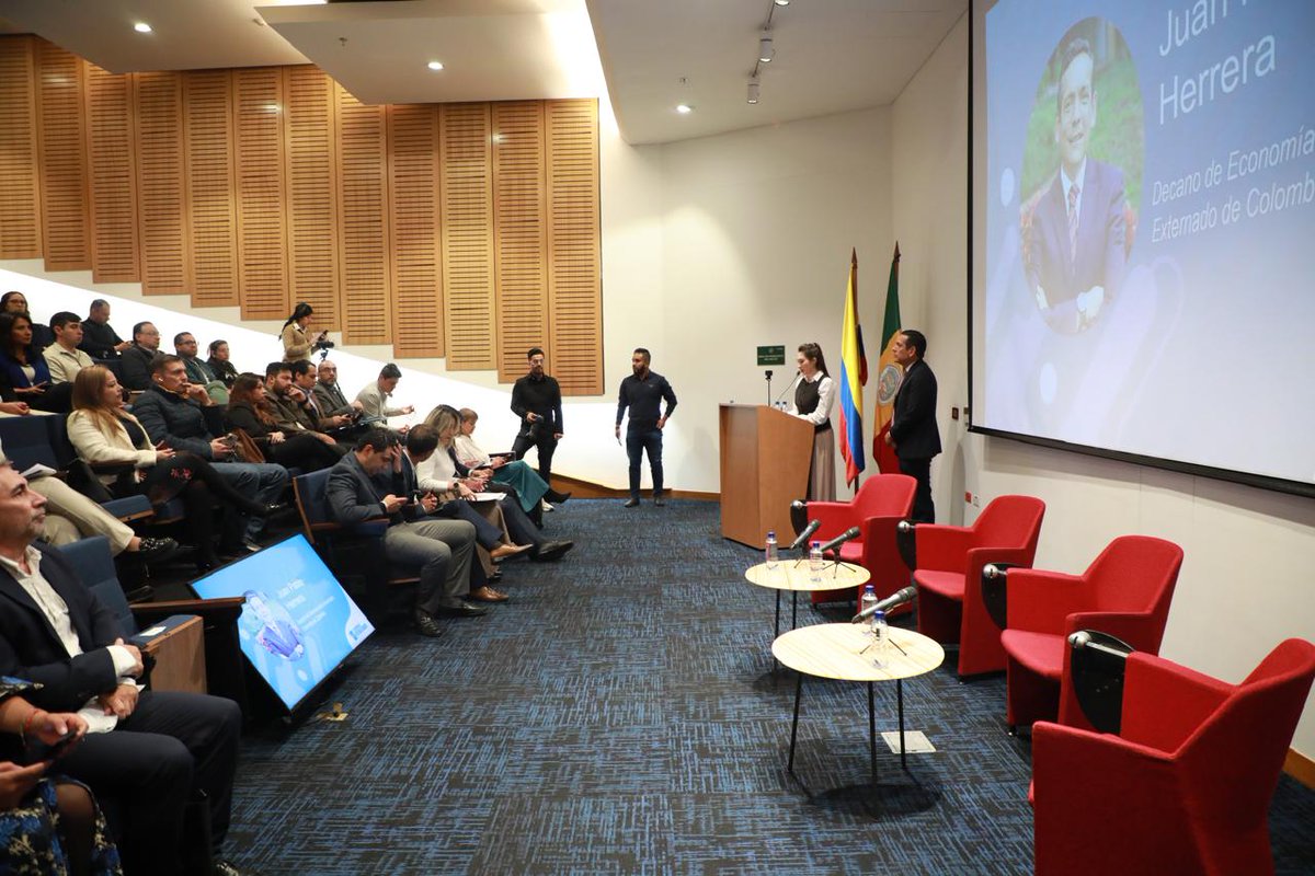 U.Externado tweet media