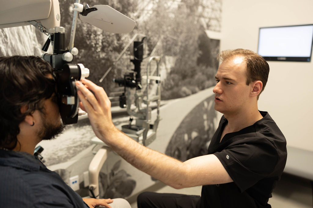 MVC_Vision's tweet photo. May is #HealthyVisionMonth &amp; there is no better time to find out what your eyes are capable of seeing! Our EyeAnalysis is where every patient starts — whether you are coming in for a routine checkup or exploring vision correction for the first time. https://t.co/cAYb2WsZLy https://t.co/eGShCSIWvg