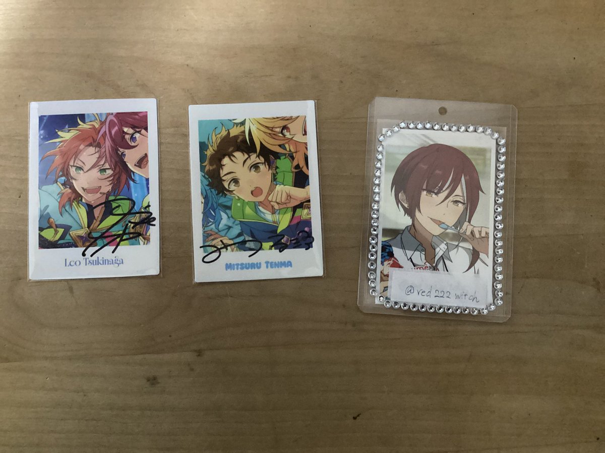 red222witch's tweet photo. 【交換】あんスタ　10周年　ぱしゃっつ

譲:レオ、光

求:夏目>つむぎ

レオはまとめての交換のみ
夏目含む取引のみ
京都手渡しor郵送 https://t.co/J9EuiAI5zv