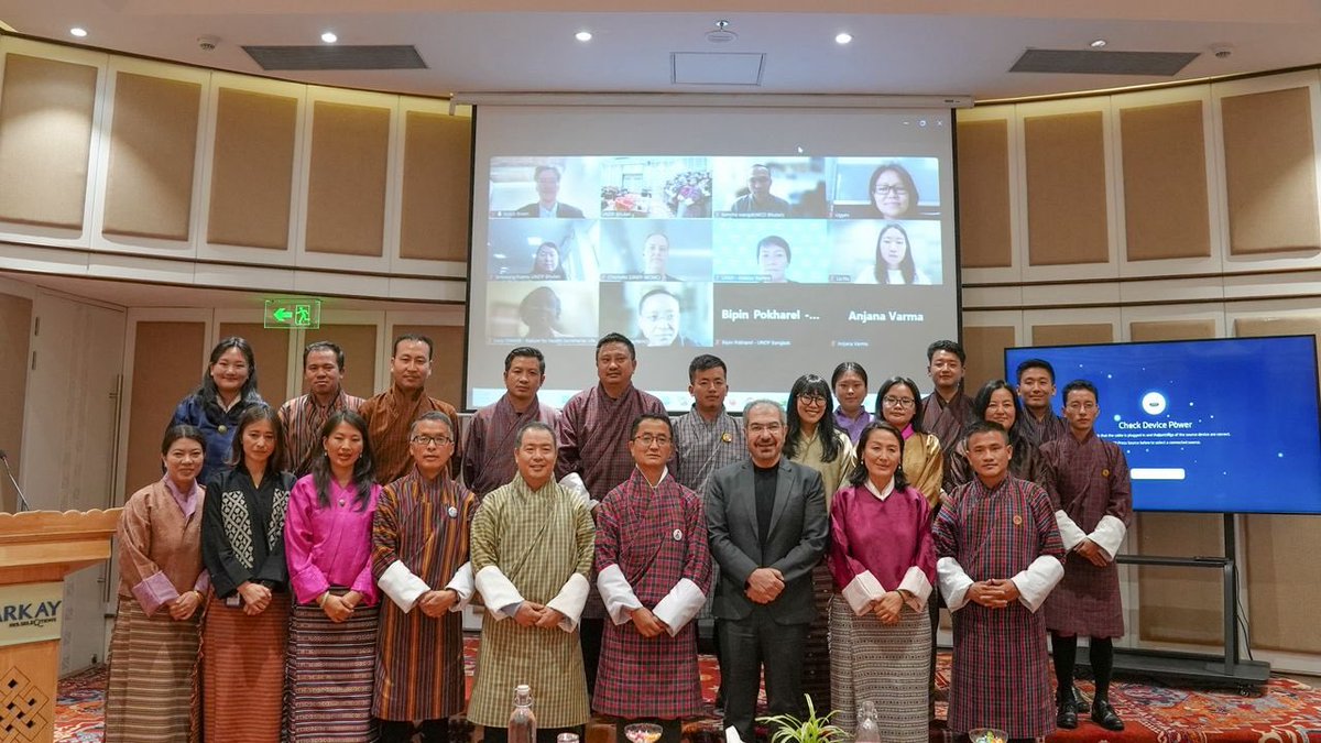 MohammadYounus_'s tweet photo. A key milestone in @UNDP_Bhutan's partnership with #Bhutan as the country joins #NatureForHealth, a global effort to address the growing health impact of climate change. 🇧🇹 is one of the 6 countries selected for Phase II of #N4H initiative funded by @_BMUKN’s @iki_germany 🙏🇩🇪 https://t.co/OceDpAUeQ6
