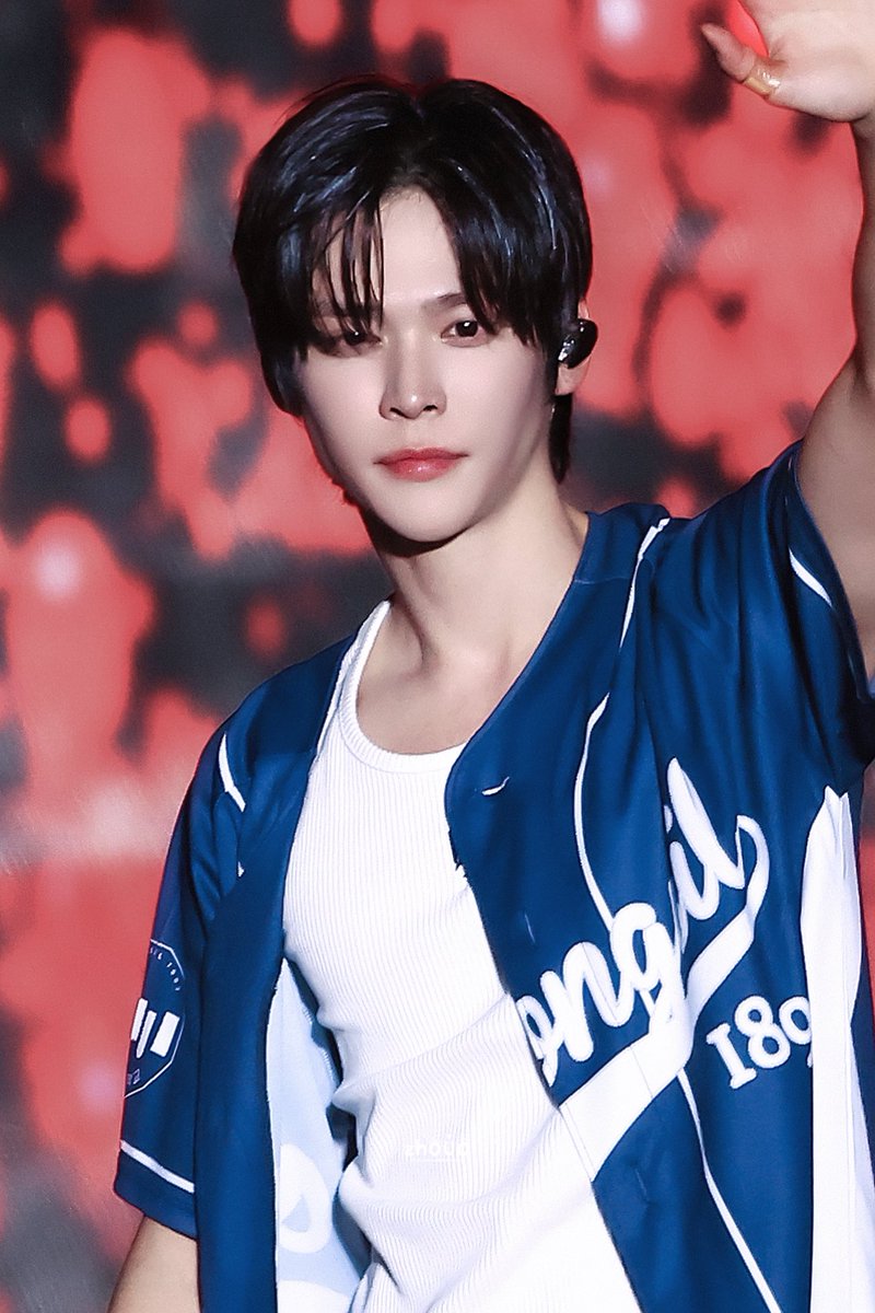 zhOUO tweet media