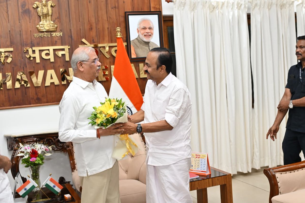 V D Satheesan tweet media