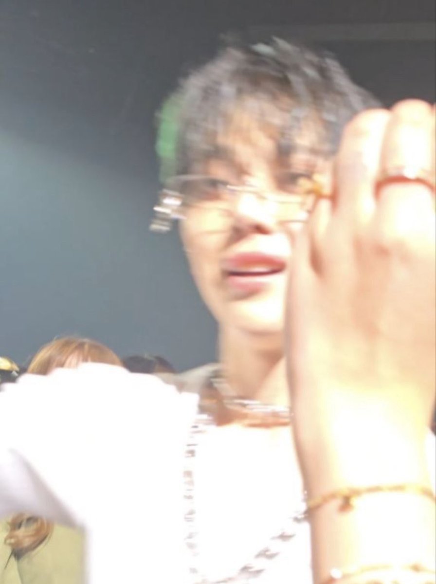 st𝒊a ⭐ ᴮᵀᵂ ᵀᴼᵁᴿ (ia logged out) tweet media