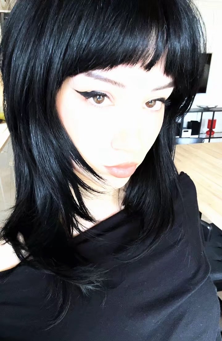 kiki tweet media
